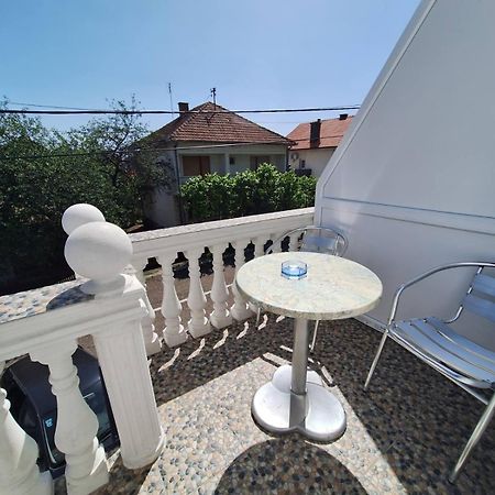 Sobe-Apartmani Modrica Extérieur photo