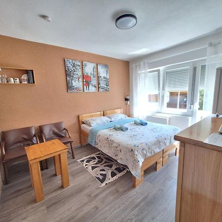 Sobe-Apartmani Modrica Extérieur photo