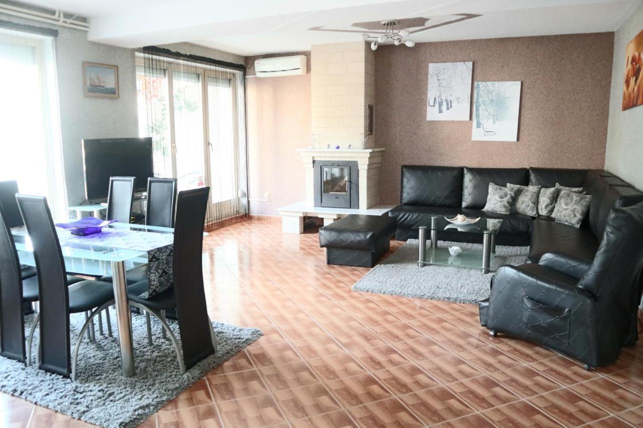 Sobe-Apartmani Modrica Extérieur photo
