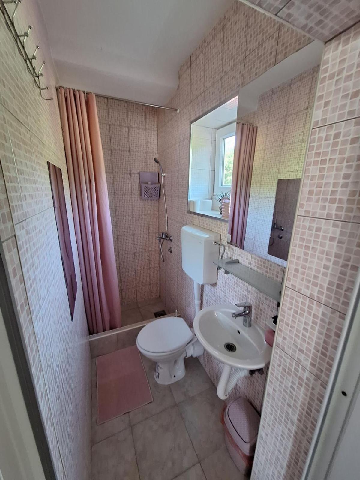 Sobe-Apartmani Modrica Extérieur photo