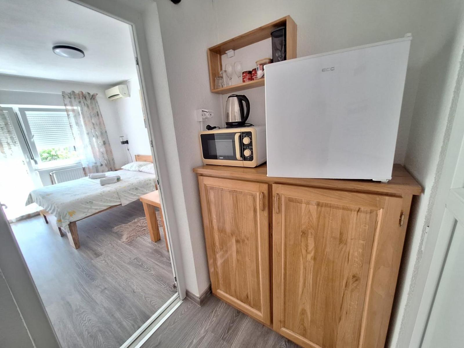 Sobe-Apartmani Modrica Extérieur photo